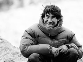 Schwarz weiß Bild von David Lama