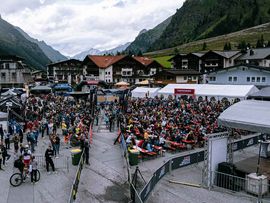 Starterfeld beim Pitz Alpine Glacier Trail 