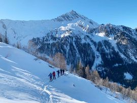 Skitourengruppe auf der Schöberspitze