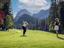 Golfen-in-Pertisau-am-Achensee-Golfing-in-Pertisau-am-Achensee