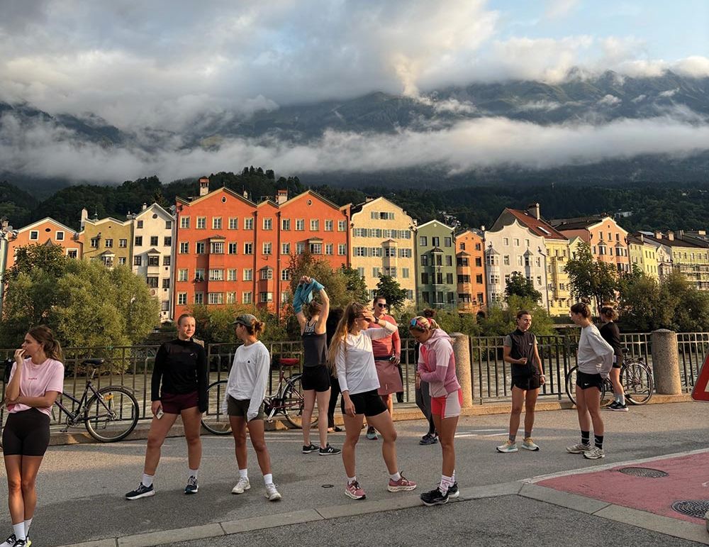 Pink Girls Club am Marktplatz Innsbruck