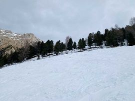 Freie Hänge oberhalb der Kaserillalm
