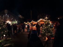 Zeller Weihnachtsmarkt Standl