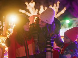 Außerferner Weihnachtsmarkt Familie