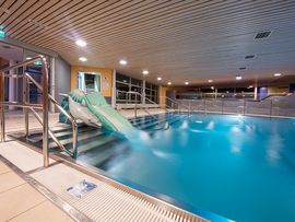 Hallenbad Olympisches Dorf - Kinderrutsche