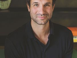 Portraitfoto von Takis Würger
