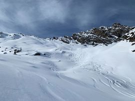 Skitour Hohe Warte tiefer Schnee und Aufstieg