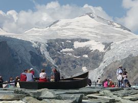 Touristenauftrieb auf der Franz Josefs Höhe