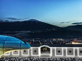 Ausblick vom Christkindlmarkt Nordkette