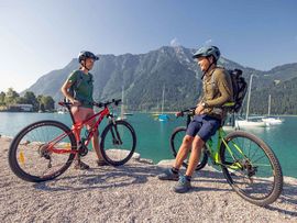 Biken-in-Maurach-am-Achensee-Cycling-in-Maurach-am-Achensee