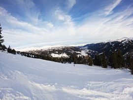 Skitour am Sattelberg blauer Himmel