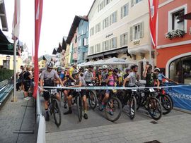 Starterfeld zum MTB rennen auf das Kitzbüheler Horn