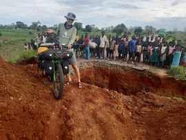 Menschen entlang der Radreise