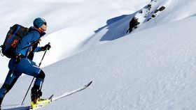 Lukas Ruetz beim Skifahren