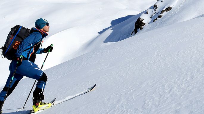 Lukas Ruetz beim Skifahren